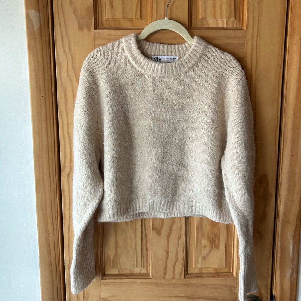 Zara Cropped Sweater